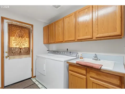 109 Norris Court Dayton OR 97114