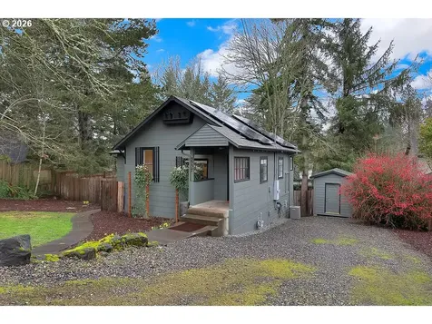 5537 SW Florida Street Portland OR 97219
