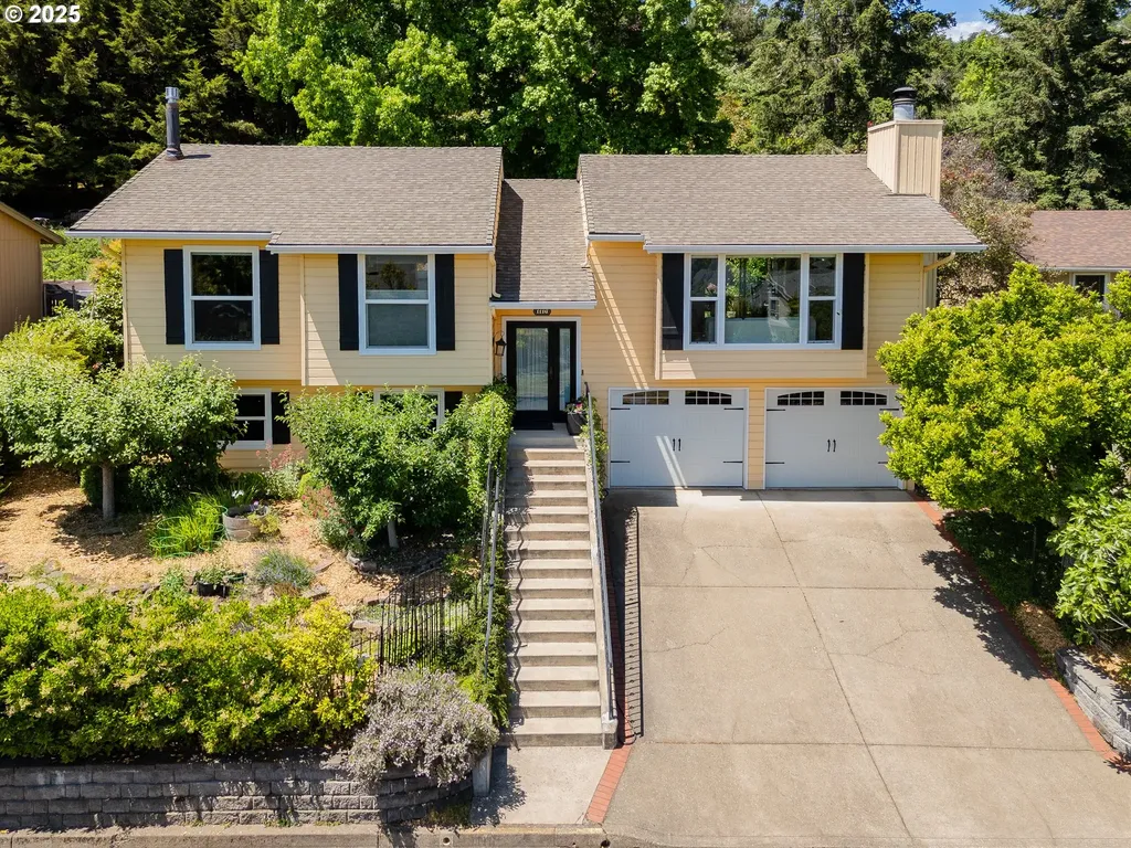 1116 Woodwillow Drive Roseburg OR 97471