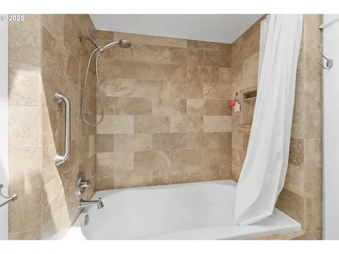 1116 Woodwillow Drive Roseburg OR 97471