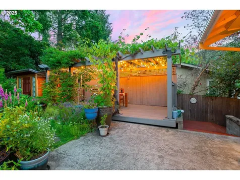 1116 Woodwillow Drive Roseburg OR 97471