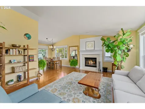 1116 Woodwillow Drive Roseburg OR 97471