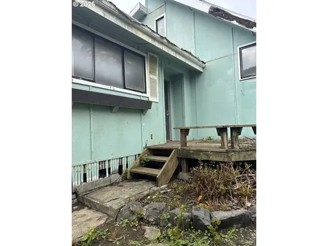 2545 SW Anchor Avenue Lincoln City OR 97367