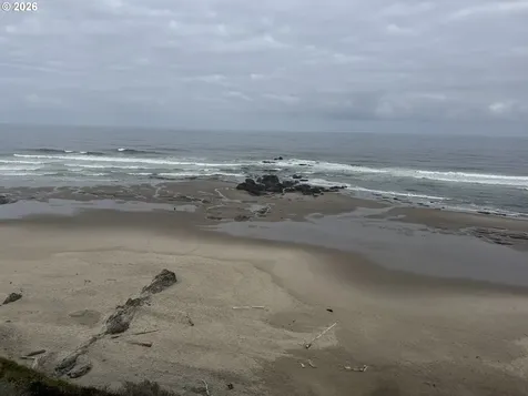 2545 SW Anchor Avenue Lincoln City OR 97367