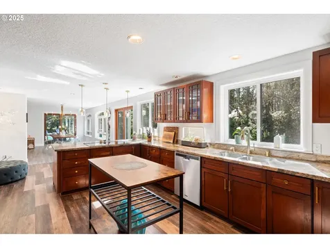 11519 NE Mead Road Vancouver WA 98682
