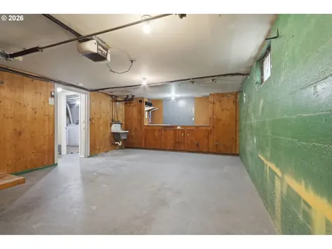 4124 SE Ash Street Portland OR 97214