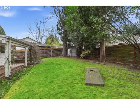 4124 SE Ash Street Portland OR 97214