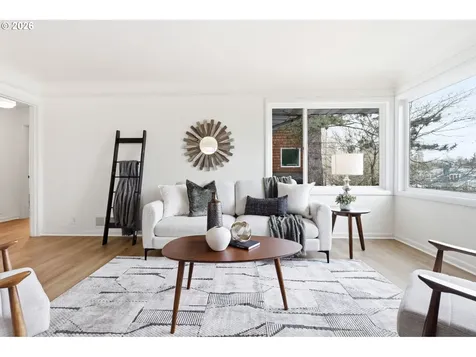 4124 SE Ash Street Portland OR 97214