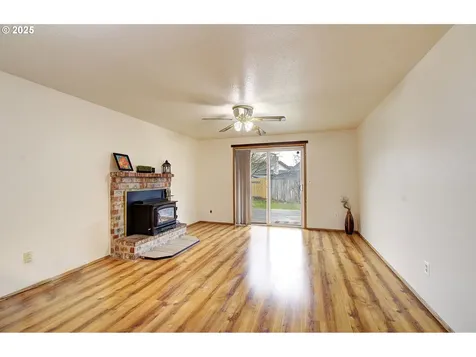 7009 NE 143rd Court Vancouver WA 98682
