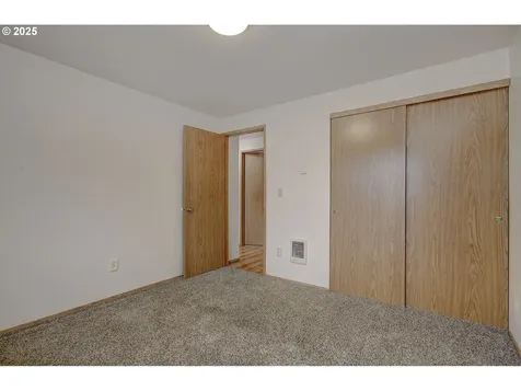 7009 NE 143rd Court Vancouver WA 98682