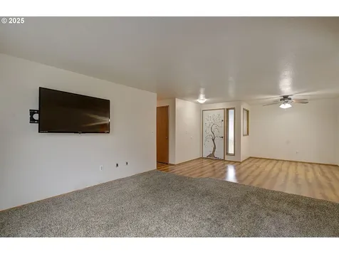 7009 NE 143rd Court Vancouver WA 98682