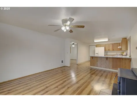 7009 NE 143rd Court Vancouver WA 98682