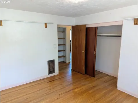 1891 Linnell Avenue Roseburg OR 97471