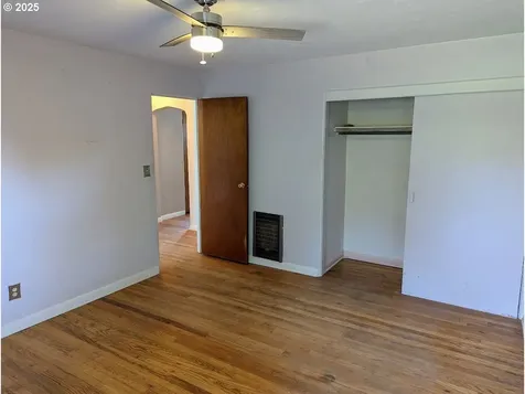 1891 Linnell Avenue Roseburg OR 97471