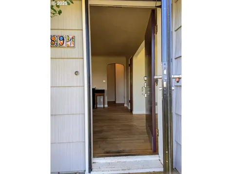 1891 Linnell Avenue Roseburg OR 97471