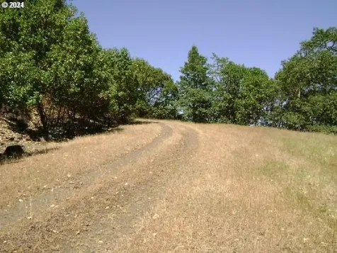 0 Newton Creek Road Roseburg OR 97470