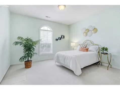 2430 NW Woodrose Drive Portland OR 97229