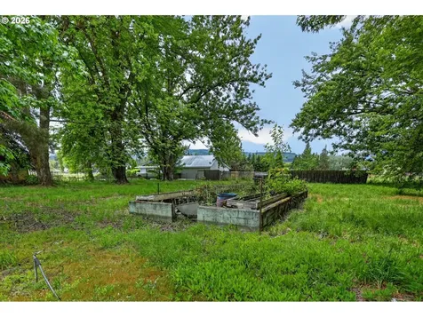3610 Chevron Drive Hood River OR 97031