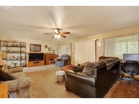 3610 Chevron Drive Hood River OR 97031