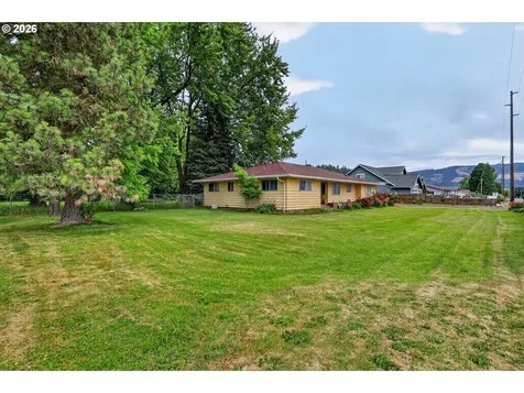 3610 Chevron Drive Hood River OR 97031