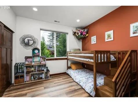 45542 S Gate Creek Road Vida OR 97488