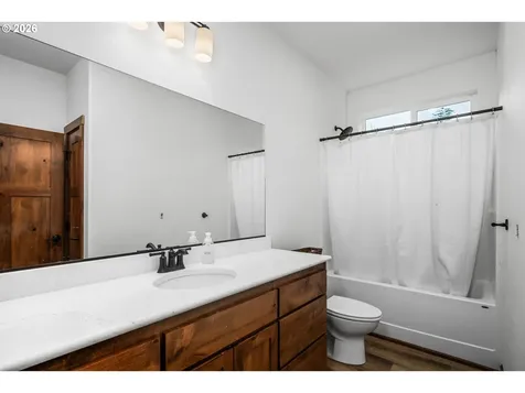 45542 S Gate Creek Road Vida OR 97488