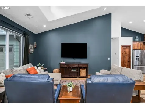 45542 S Gate Creek Road Vida OR 97488
