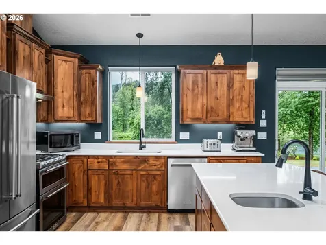 45542 S Gate Creek Road Vida OR 97488