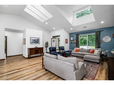 45542 S Gate Creek Road Vida OR 97488