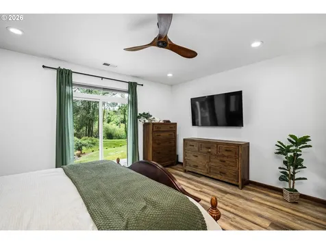 45542 S Gate Creek Road Vida OR 97488