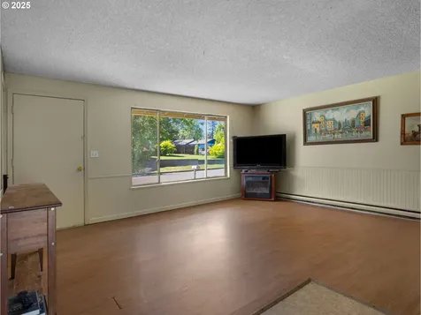 39775 Davis Street Sandy OR 97055
