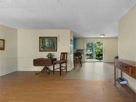 39775 Davis Street Sandy OR 97055