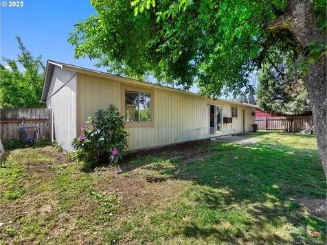 39775 Davis Street Sandy OR 97055