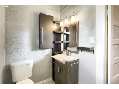 2526 E 34th Street Vancouver WA 98663