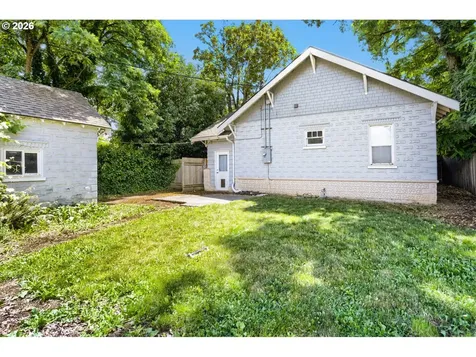 2526 E 34th Street Vancouver WA 98663
