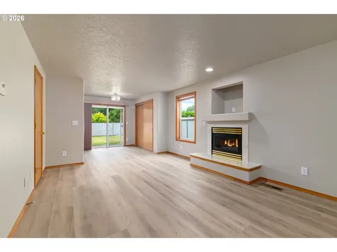 7309 SE Holgate Boulevard Portland OR 97206