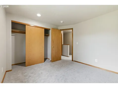7309 SE Holgate Boulevard Portland OR 97206