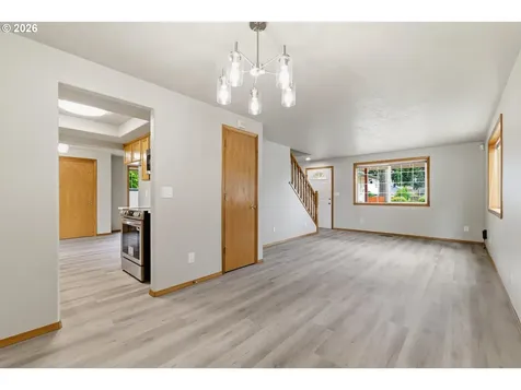 7309 SE Holgate Boulevard Portland OR 97206