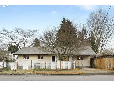 10120 N Midway Avenue Portland OR 97203