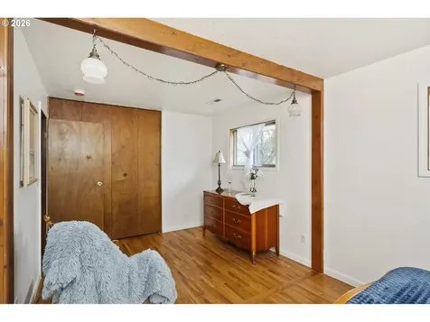 10120 N Midway Avenue Portland OR 97203