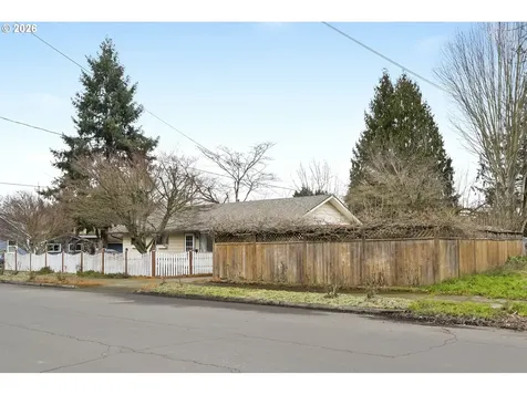 10120 N Midway Avenue Portland OR 97203