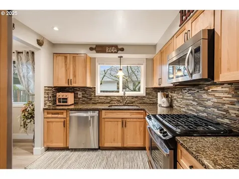 2328 SW Sundial Avenue Troutdale OR 97060