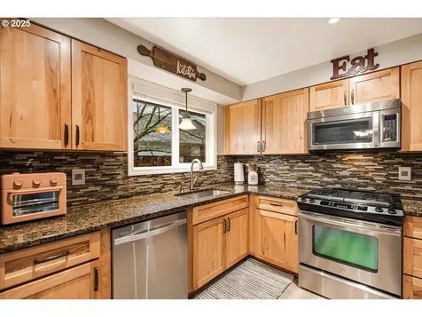 2328 SW Sundial Avenue Troutdale OR 97060