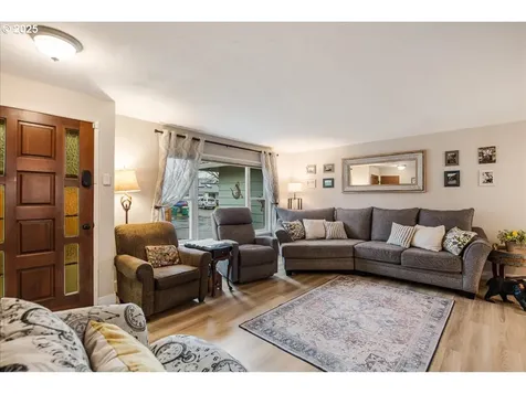 2328 SW Sundial Avenue Troutdale OR 97060