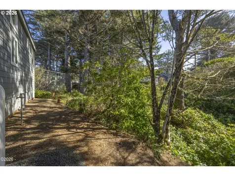 4875 N Highway 101 Depoe Bay OR 97341