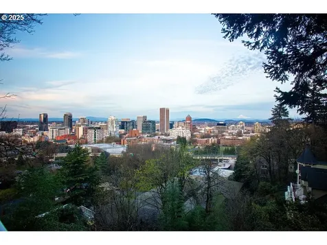 1441 SW College Street Portland OR 97201