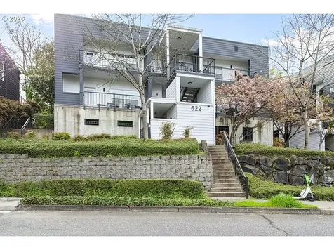 622 S Nevada Street Portland OR 97219