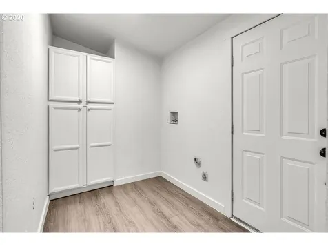 1477 June Way Woodburn OR 97071