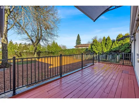 1477 June Way Woodburn OR 97071