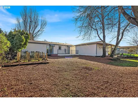 1477 June Way Woodburn OR 97071